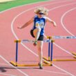 Atleta veterana participando en una de las pruebas celebradas en las pistas de la Ciudad Deportiva de Carranque enmarcadas en el Campeonato del Mundo de Atletismo de Veteranos celebrado en Málaga entre el 04 y el 16 de Septiembre de 2018. Me trajo buenos recuerdos volver a Carranque en donde ya hace bastantes años participé en alguna que otra carrera.