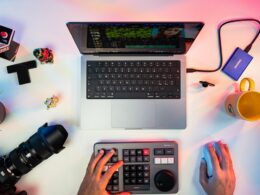 Filmmaker at working with MacBook Pro 14 M1 on Davinci Resolve