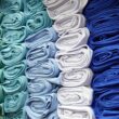 Betaalbare stof per meter vinden voor kleding en interieur